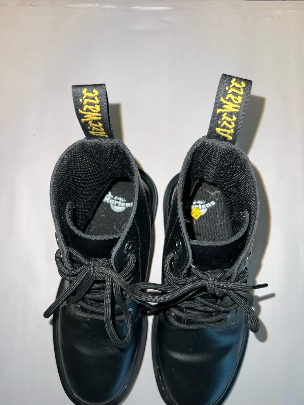 DR. MARTENS LUANA BLACK LEATHER AIR WAIR 7EYELET COMBAT BOOTS WOMENS US 5 - Picture 4 of 12